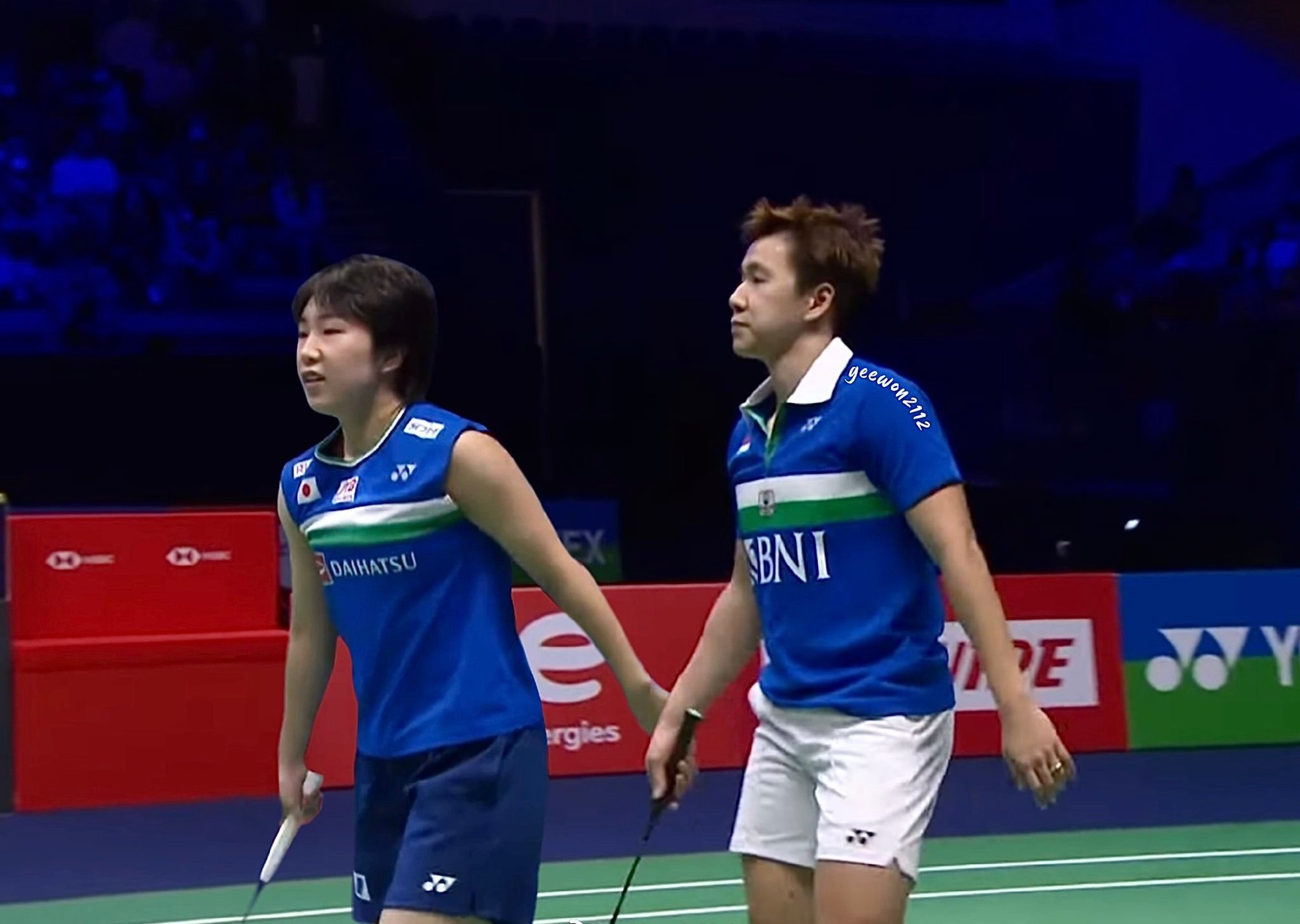 或者通过与 或者通过与