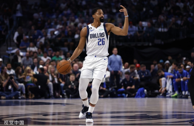 深思熟虑的 深思熟虑的