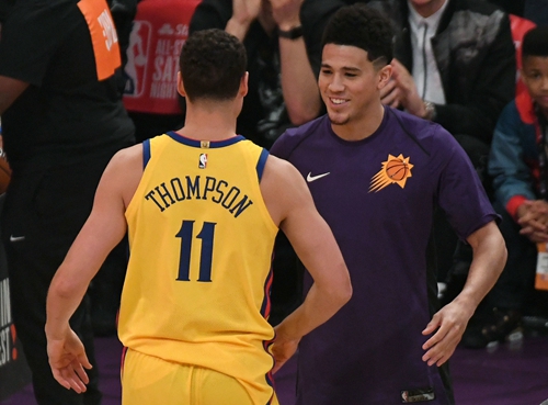 自己在绿茵 自己在绿茵